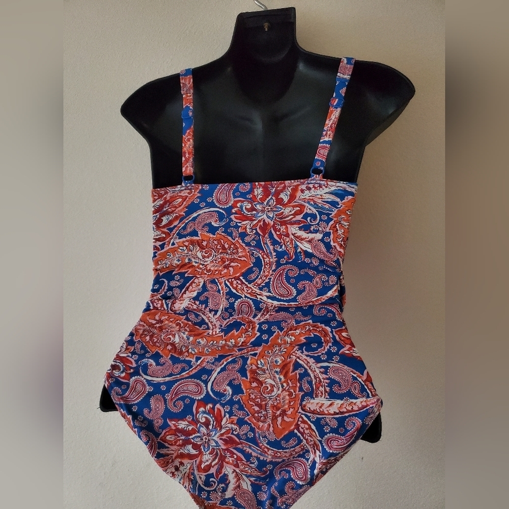 Nip Tuck Blue Painterly Paisley Joanne Twist Front Tummy Control Swimsuit Size 4 - Picture 9 of 10